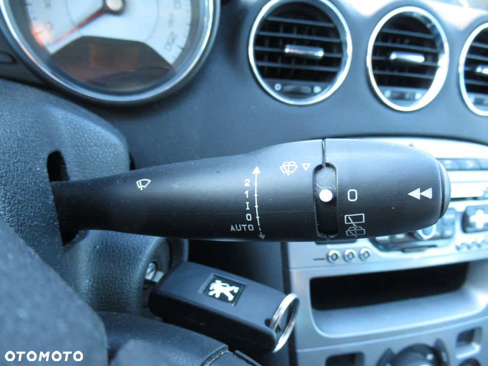 Peugeot 308 - 24