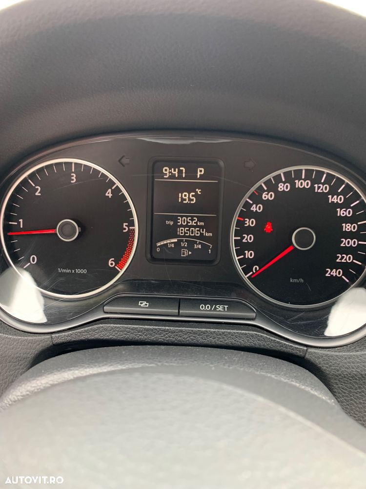 Volkswagen Polo - 9