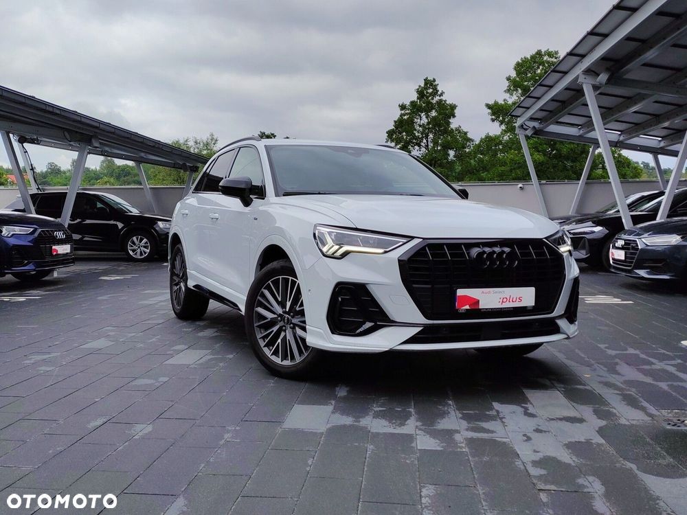 Audi Q3 35 TFSI mHEV S-Line S tronic - 35