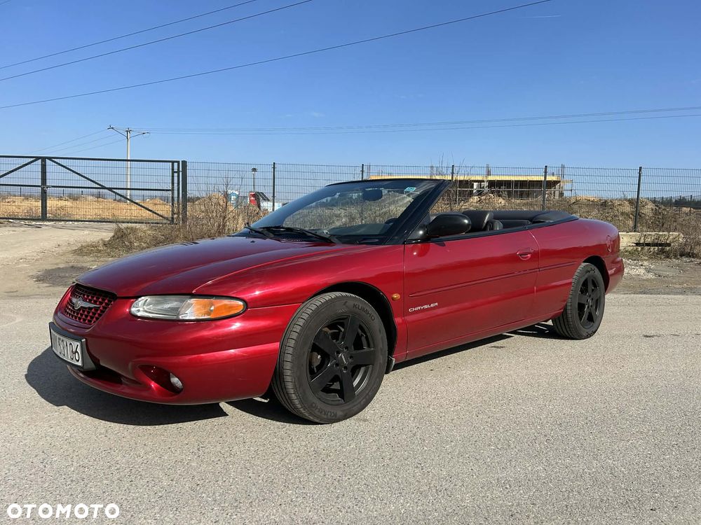 Chrysler Stratus - 1