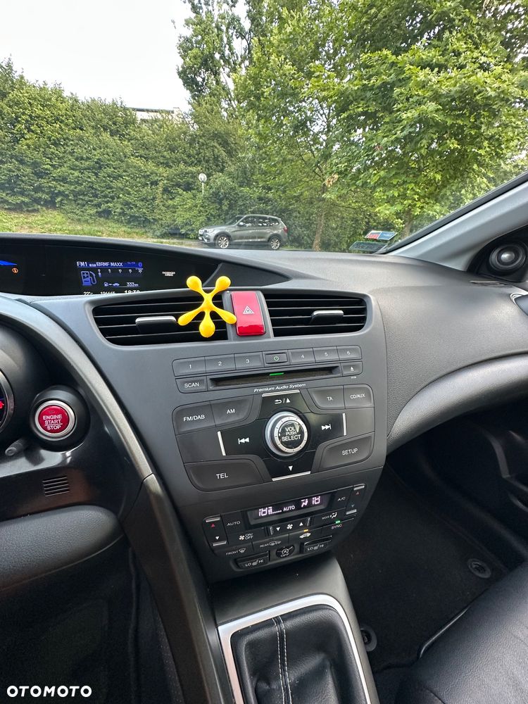 Honda Civic 1.8 Executive - 13