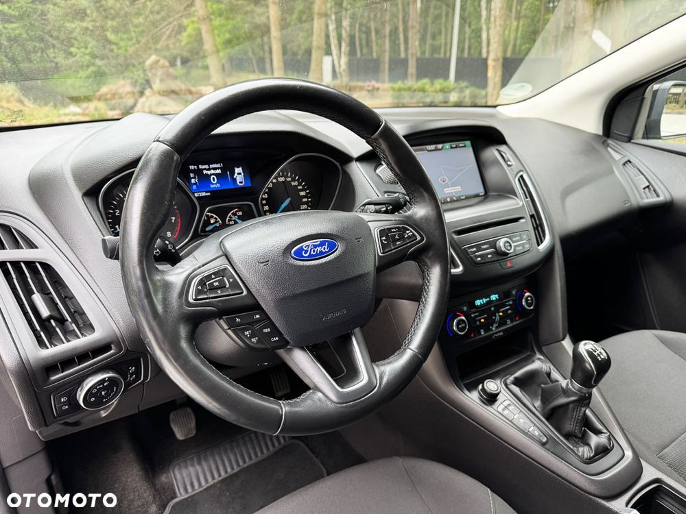 Ford Focus - 20