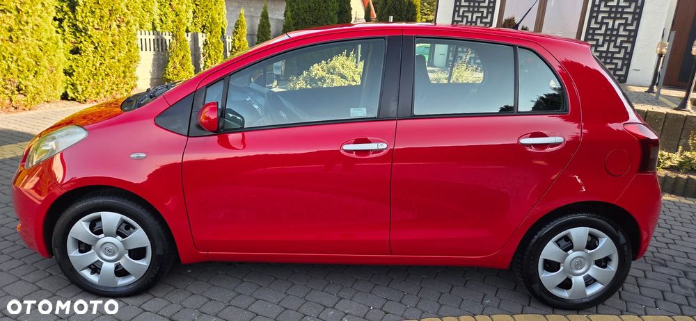 Toyota Yaris 1.3 Luna A/C - 5