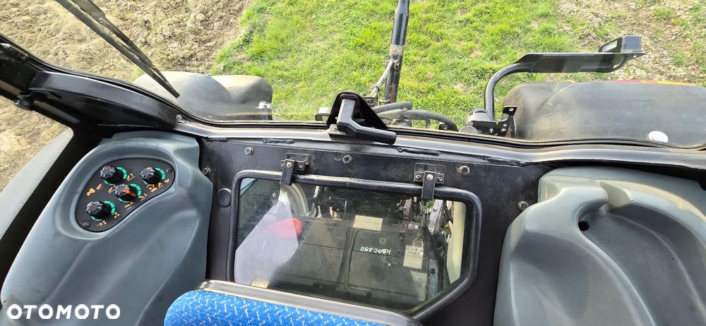 New Holland TN85FA - 33