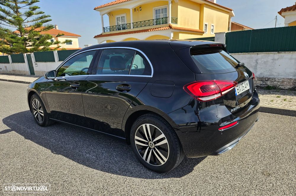 Mercedes-Benz A 250 - 4