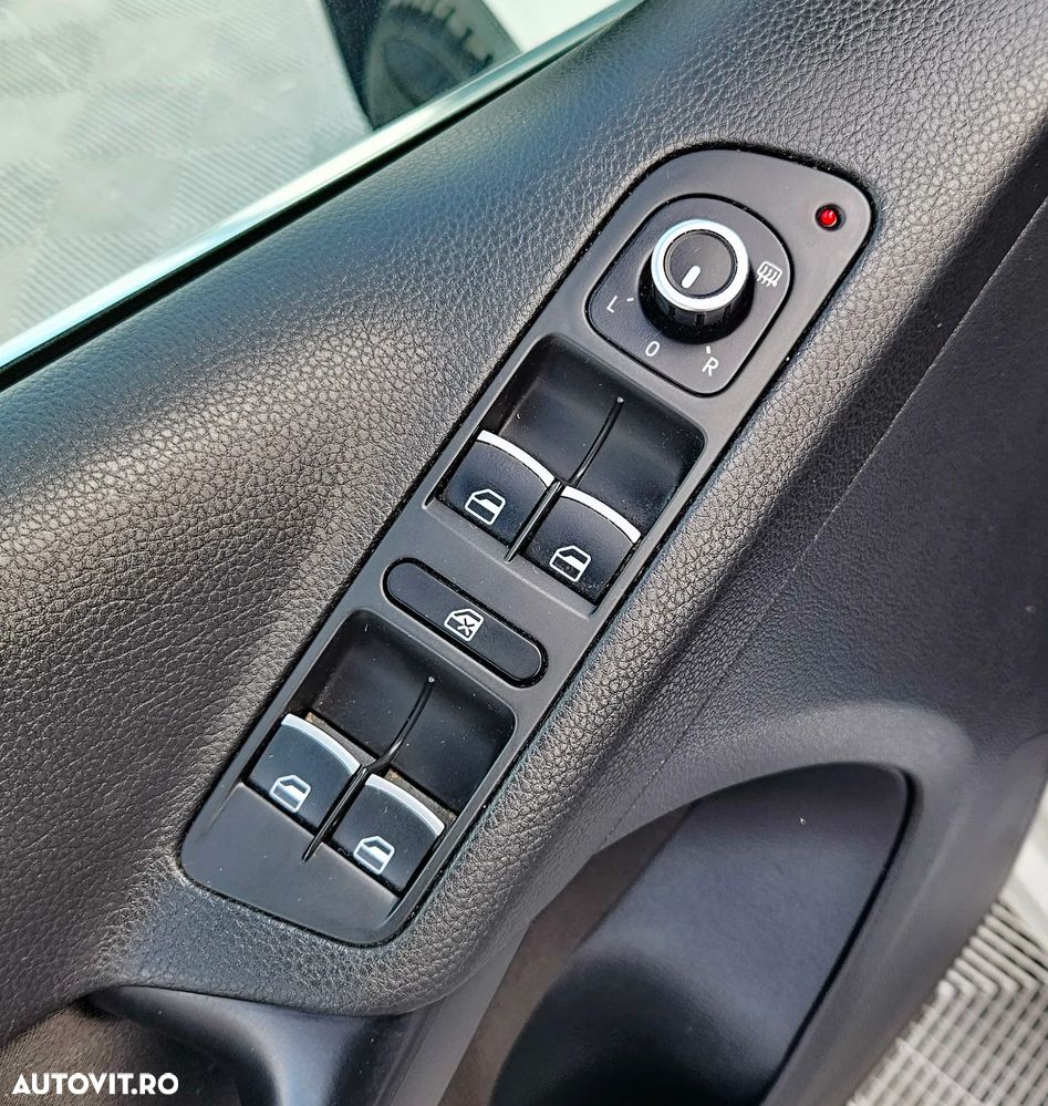 Volkswagen Tiguan - 10