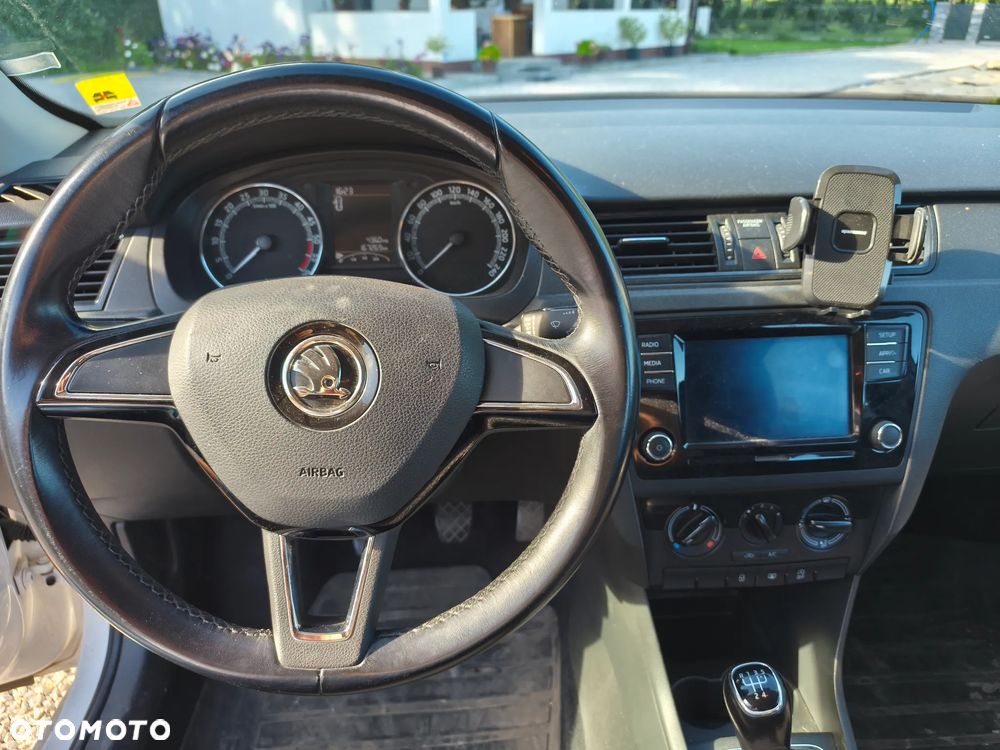 Skoda RAPID 1.6 TDI DPF Active - 9