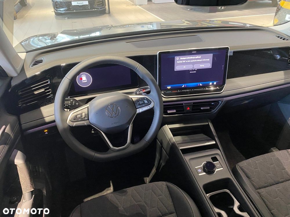 Volkswagen Tiguan - 8