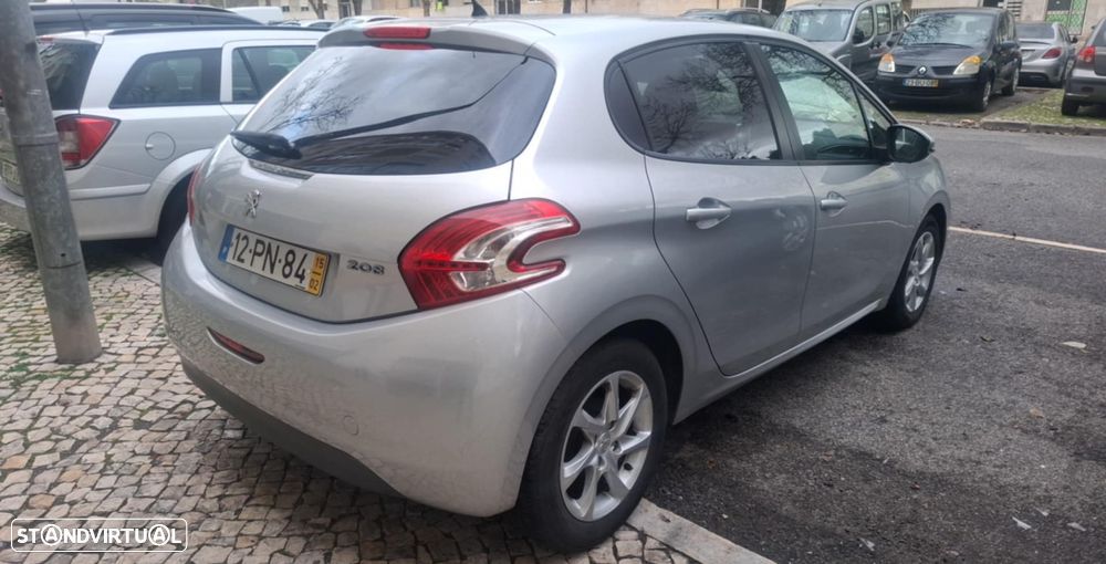 Peugeot 208 1.2 PureTech Access - 4