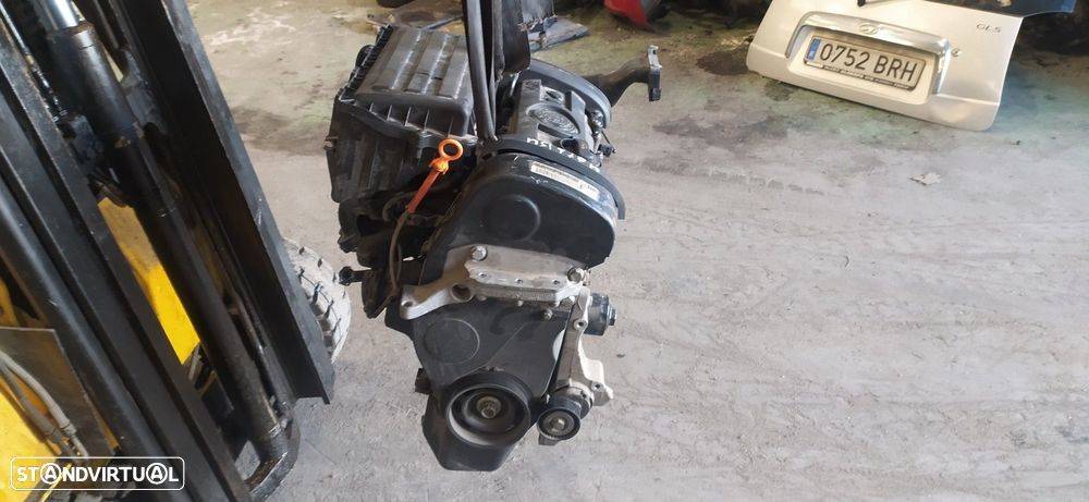 MOTOR COMPLETO SKODA ROOMSTER 2008 - 1