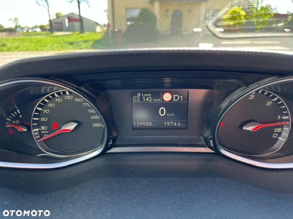 Peugeot 308 BlueHDi FAP 130 EAT6 Stop & Start Active - 9