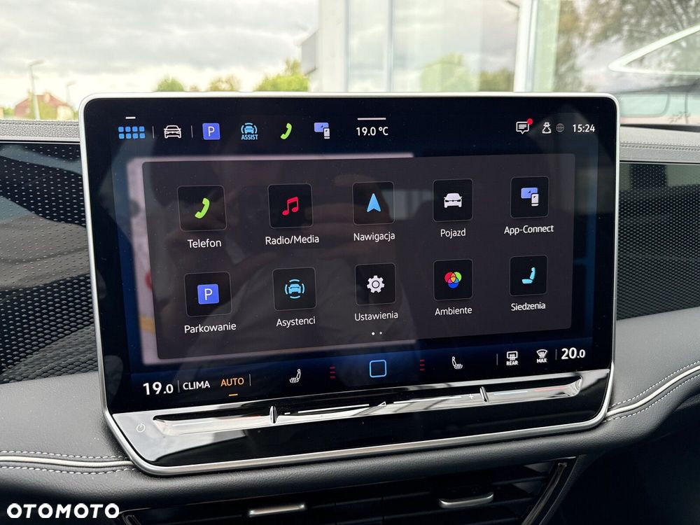 Volkswagen Passat Variant 1.5 TSI ACT mHEV Business Plus DSG - 23