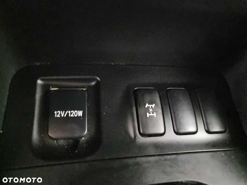 Toyota Land Cruiser - 21