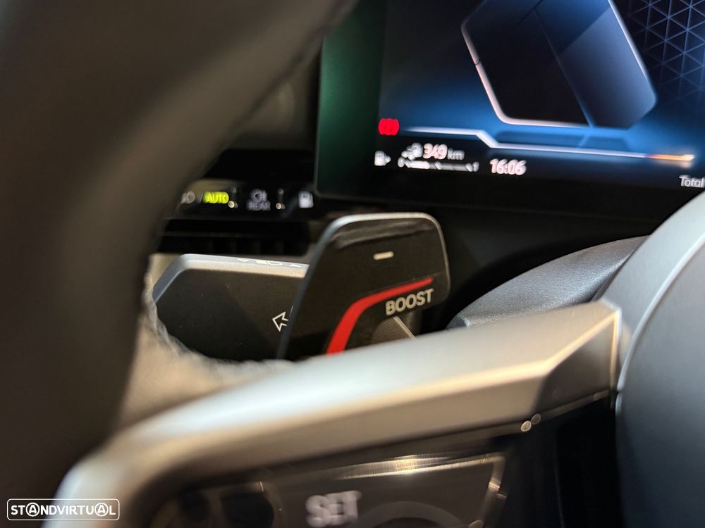 BMW 530 e Pack Desportivo M - 34