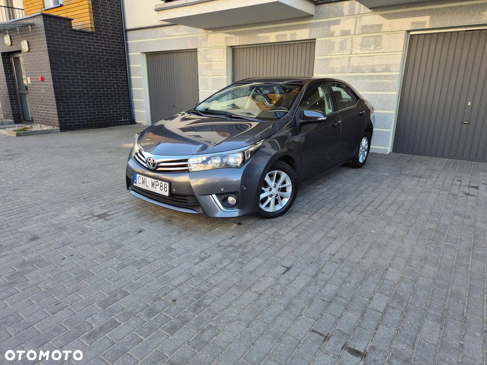 Toyota Corolla 1.6 Comfort - 1