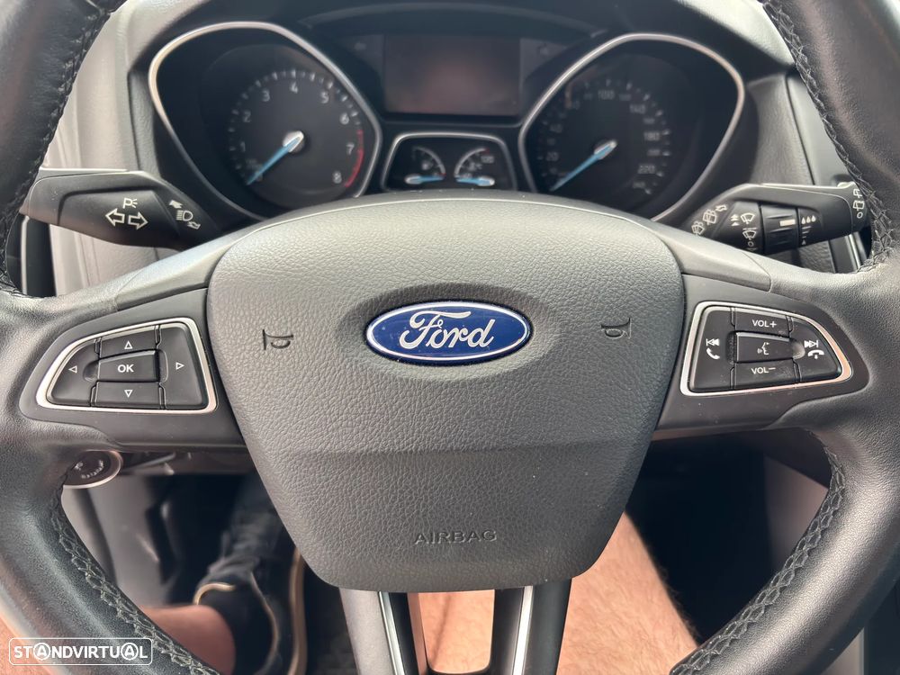 Ford Focus SW 1.0 SCTi Trend+ - 10