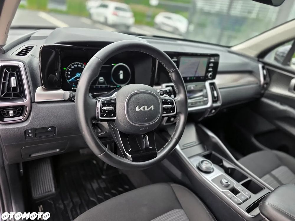 Kia Sorento 1.6 T-GDI HEV L 7os - 18