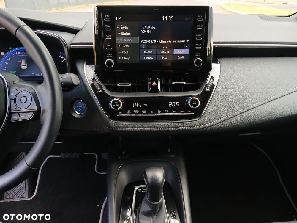 Toyota Corolla 1.8 Hybrid Comfort - 29