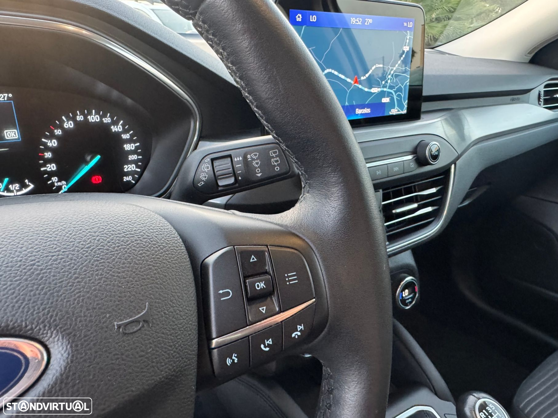 Ford Focus 1.5 TDCi EcoBlue Titanium - 22