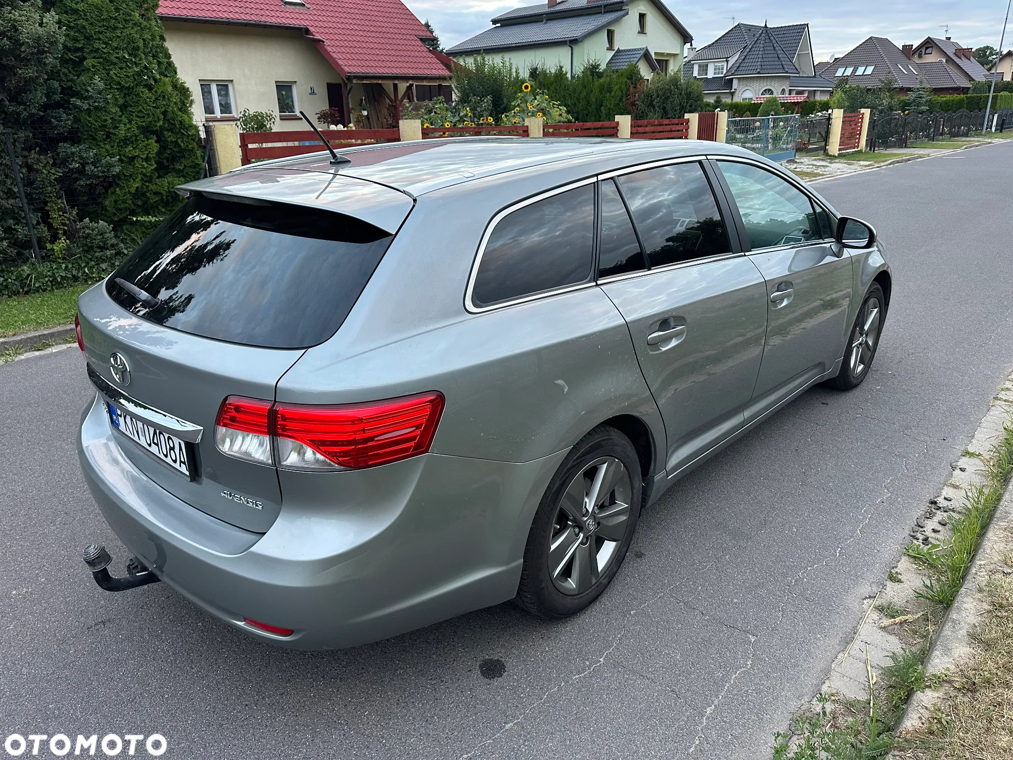 Toyota Avensis Combi 1.8 Executive - 27