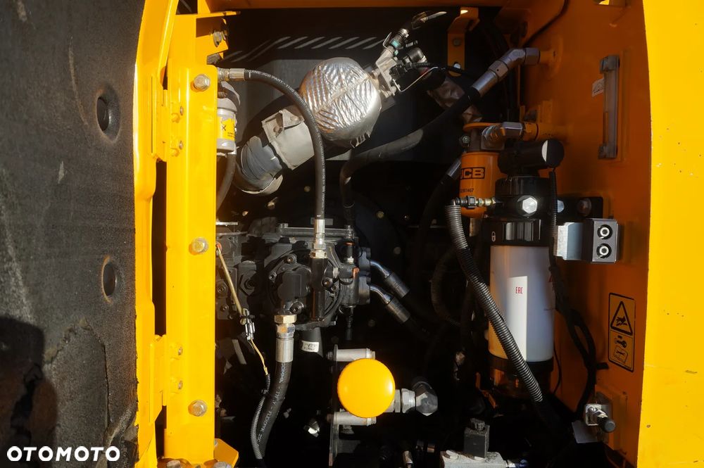 JCB JS 145LC / 4800 MTH - 19