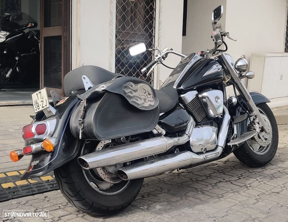 Suzuki VL 1500 Intruder - 10