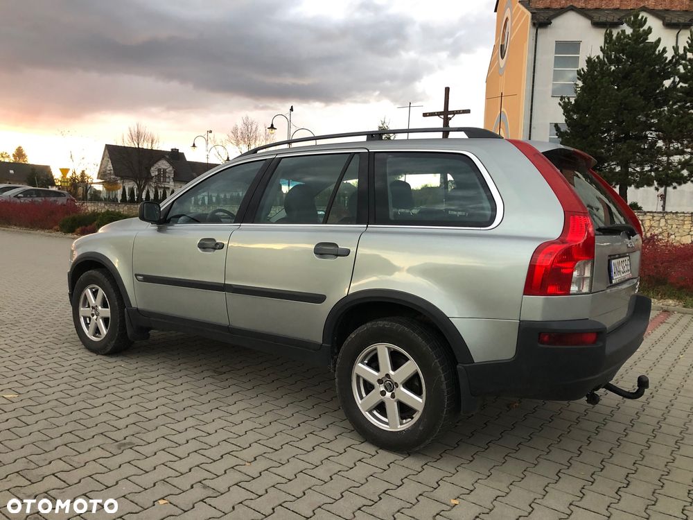 Volvo XC 90 2.5T AWD Momentum - 6