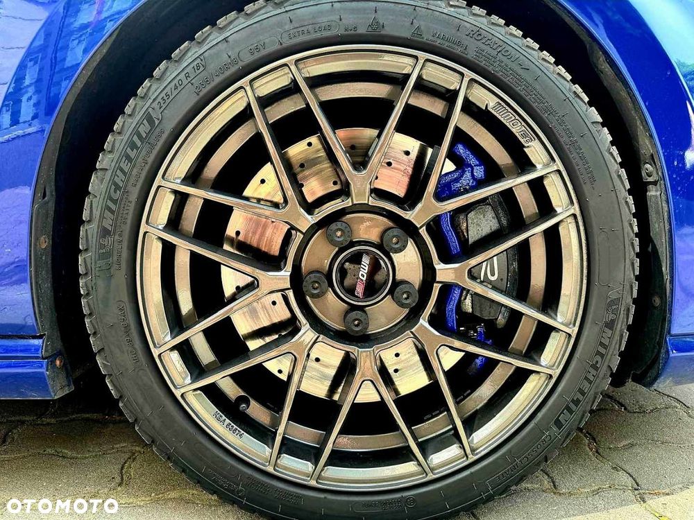 Volkswagen Golf - 11