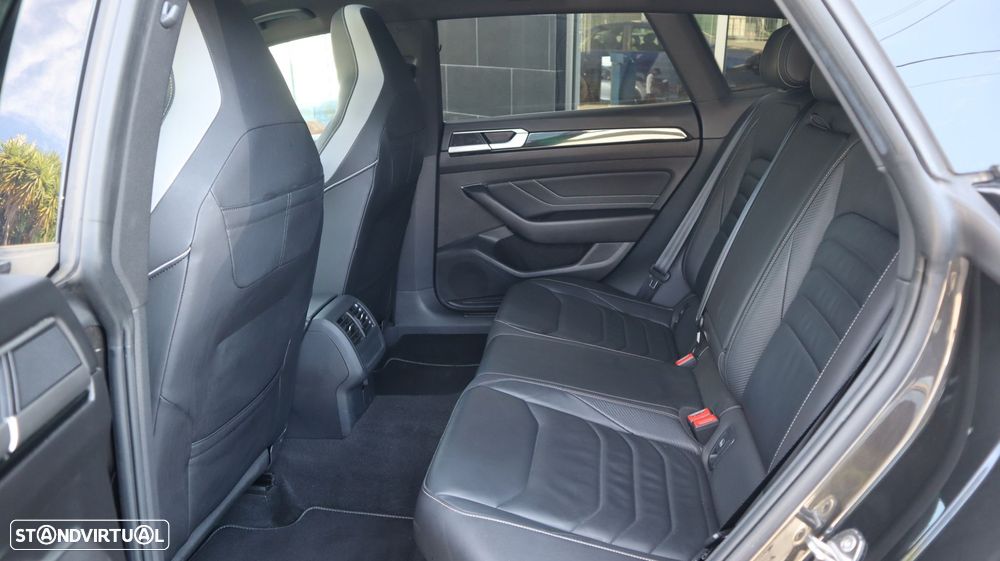VW Arteon 2.0 TDI R-Line DSG - 28