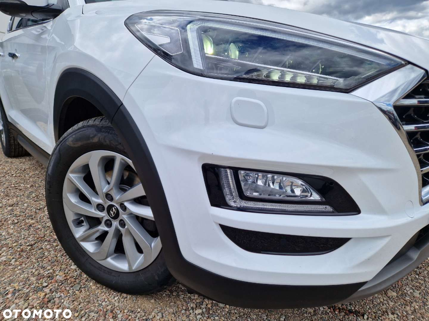 Hyundai Tucson 2.0 CRDi 4WD Automatik Premium - 38