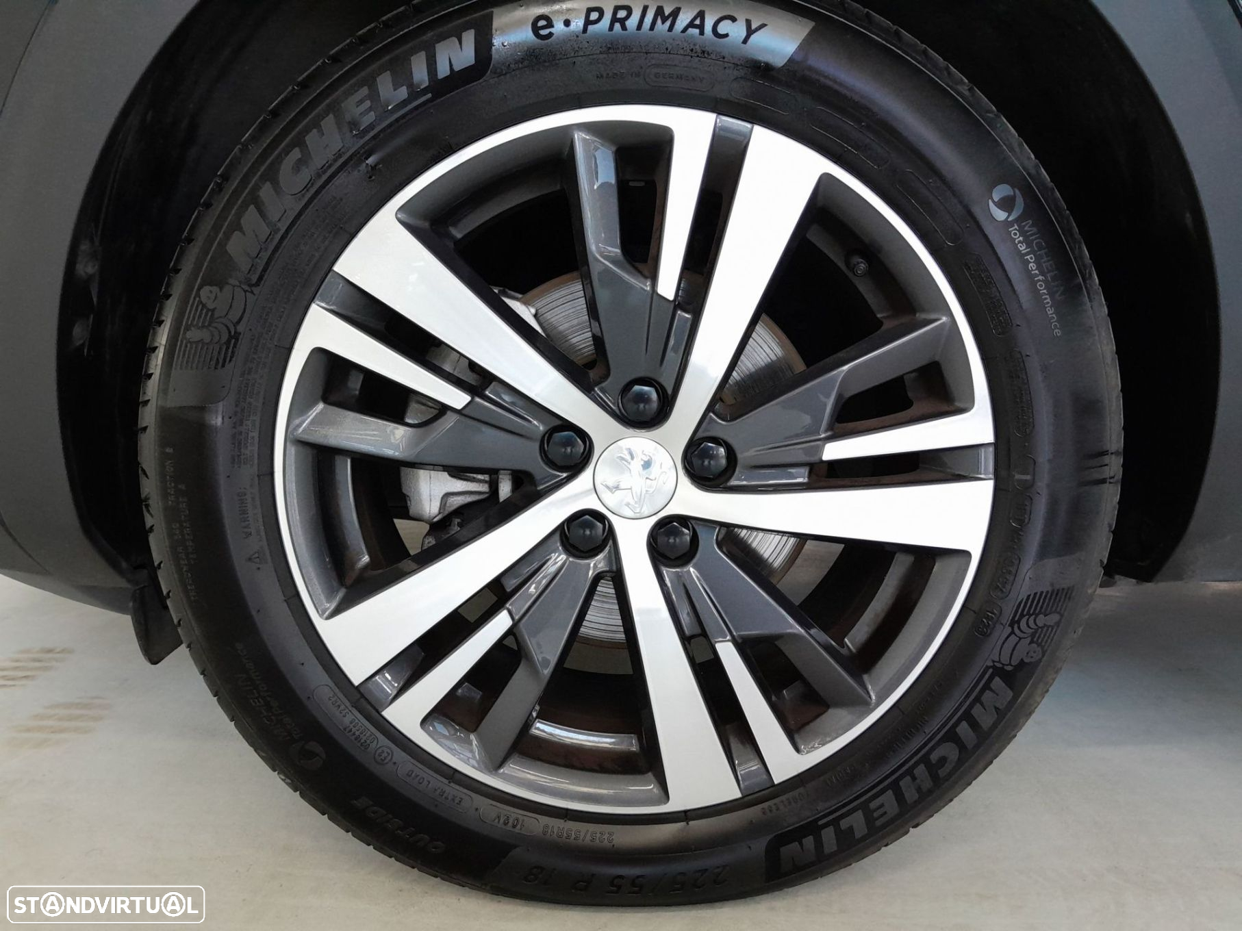 Peugeot 5008 1.5 BlueHDi Allure Pack EAT8 - 29