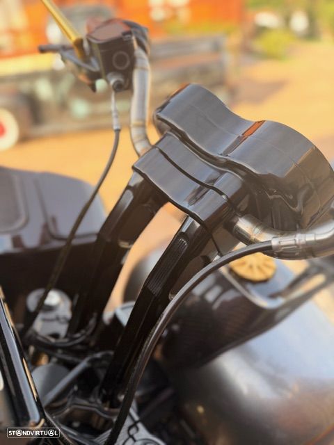 Harley-Davidson Road ROAD GLIDE ULTRA - 2