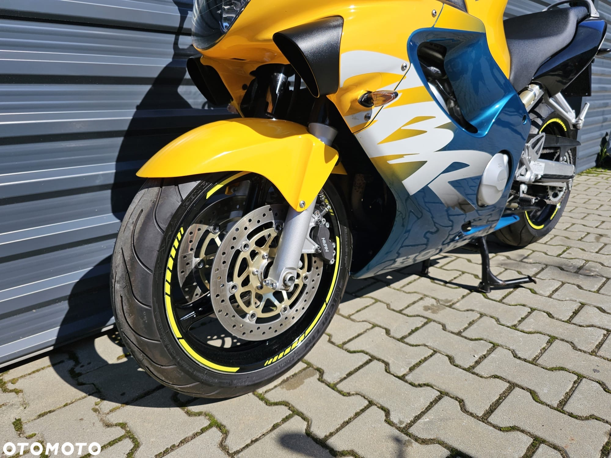 Honda CBR - 8