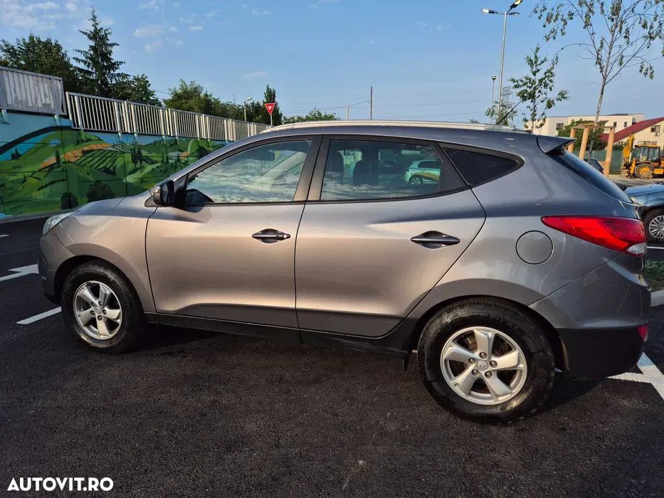 Hyundai ix35 2.0 CRDI 4WD Comfort - 4