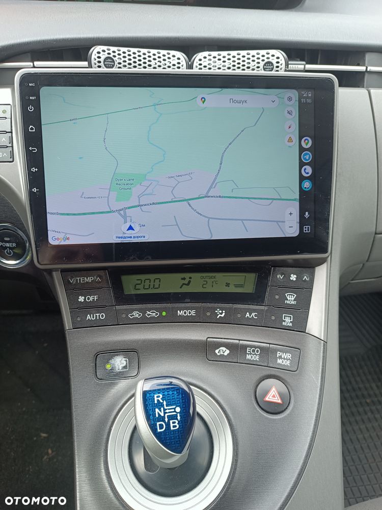 Toyota Prius - 10
