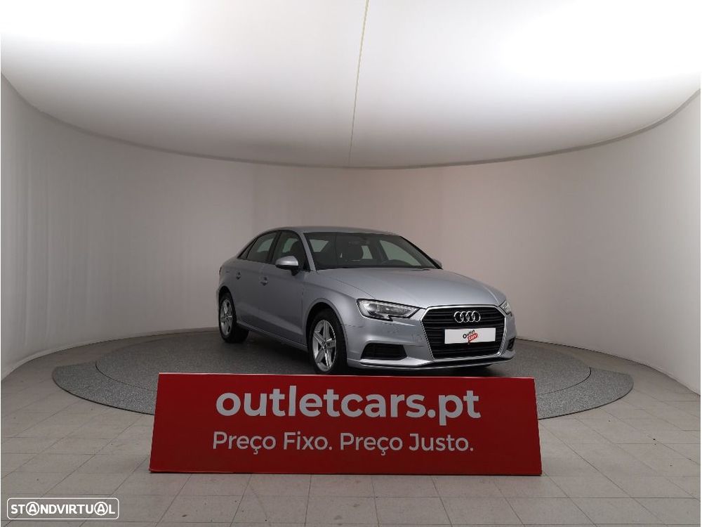 Audi A3 Limousine 30 TDI - 12