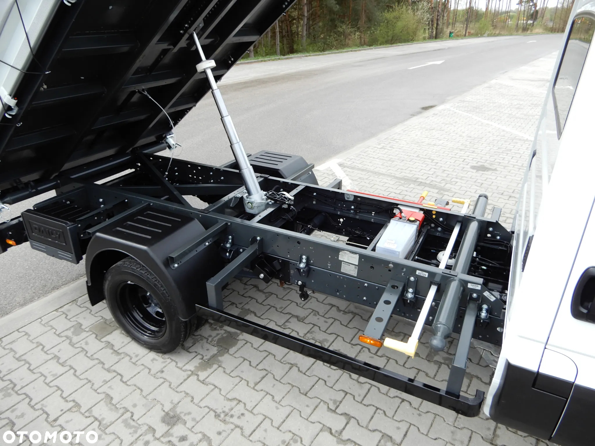 Iveco DAILY 50C18 Wywrotka Kiper Wywrot x 3 Renomowanej Firmy SCATTOLINI 3.62 CM HAK 3500 Kg 30 Tys Km Przeb Stan Jak Nowy OKAZJA - 14