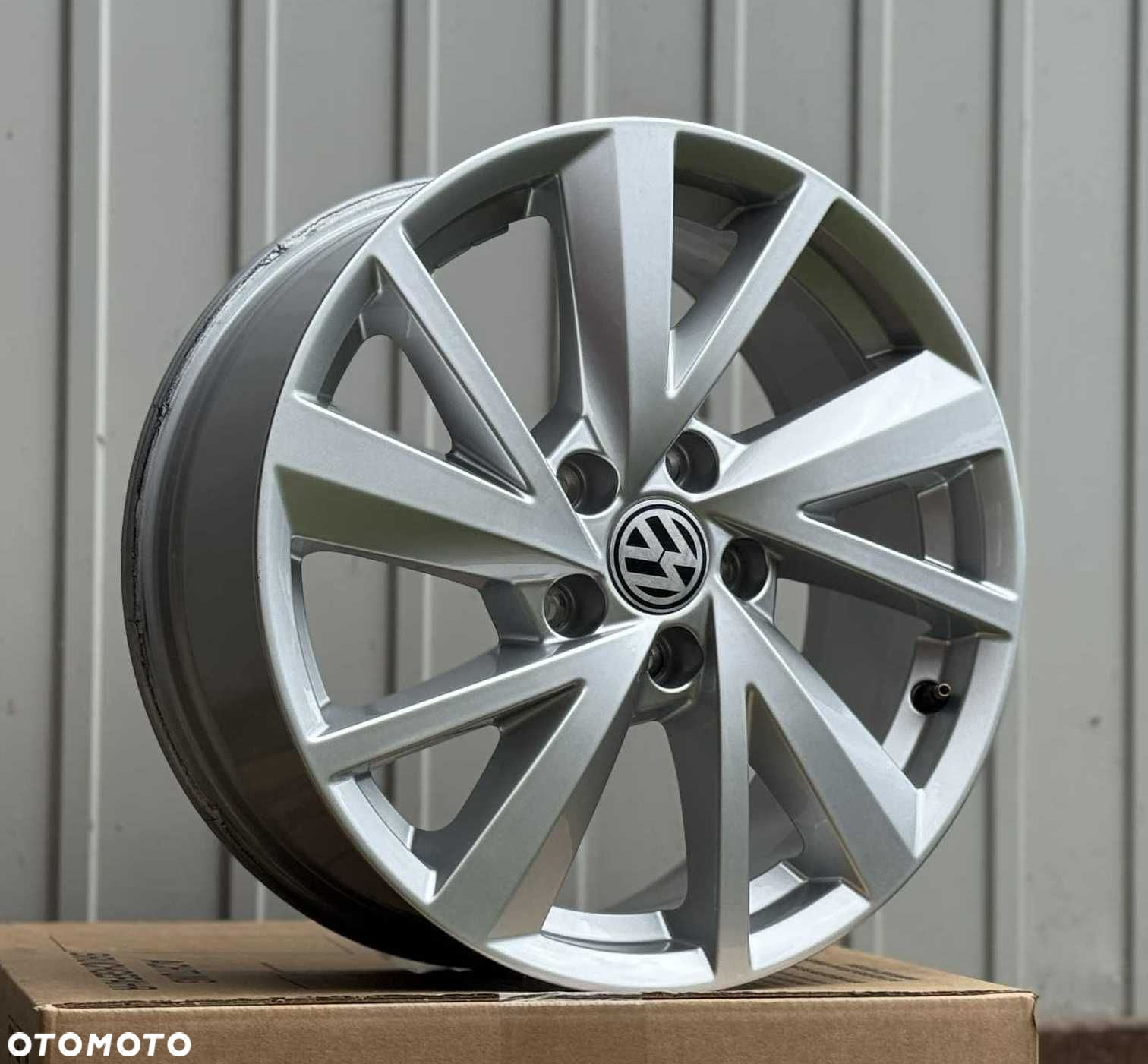Alufelgi 5x112 r17 VW NOWE ORG Passat Jetta Touran Tiguan CC Shara 28# - 3