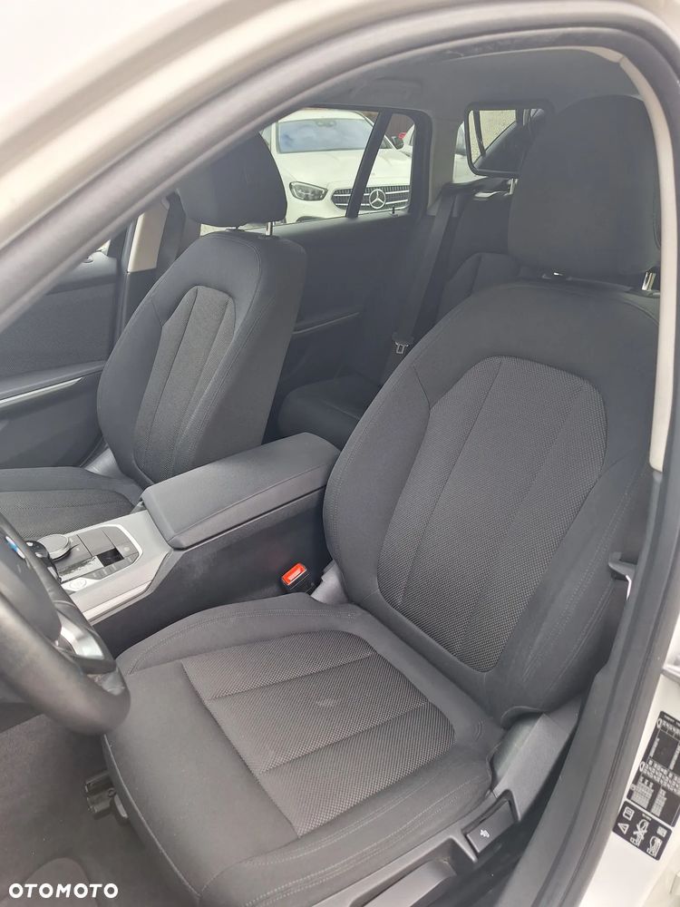 BMW Seria 3 330i xDrive Sport Line sport - 16