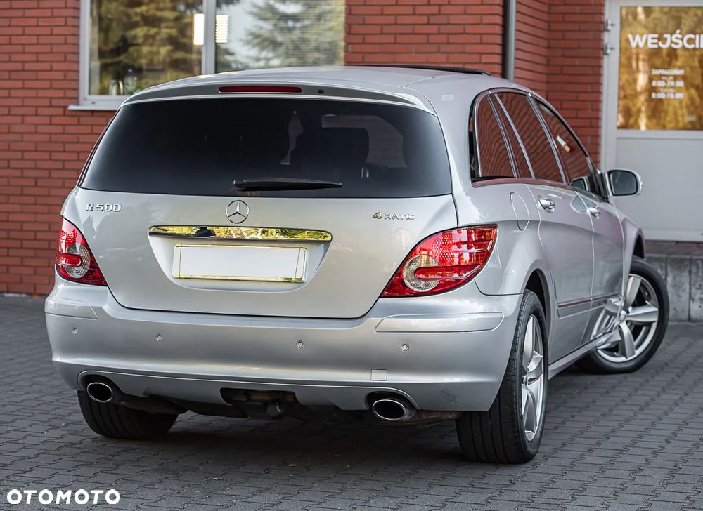 Mercedes-Benz Klasa R 500 L 4-Matic - 12
