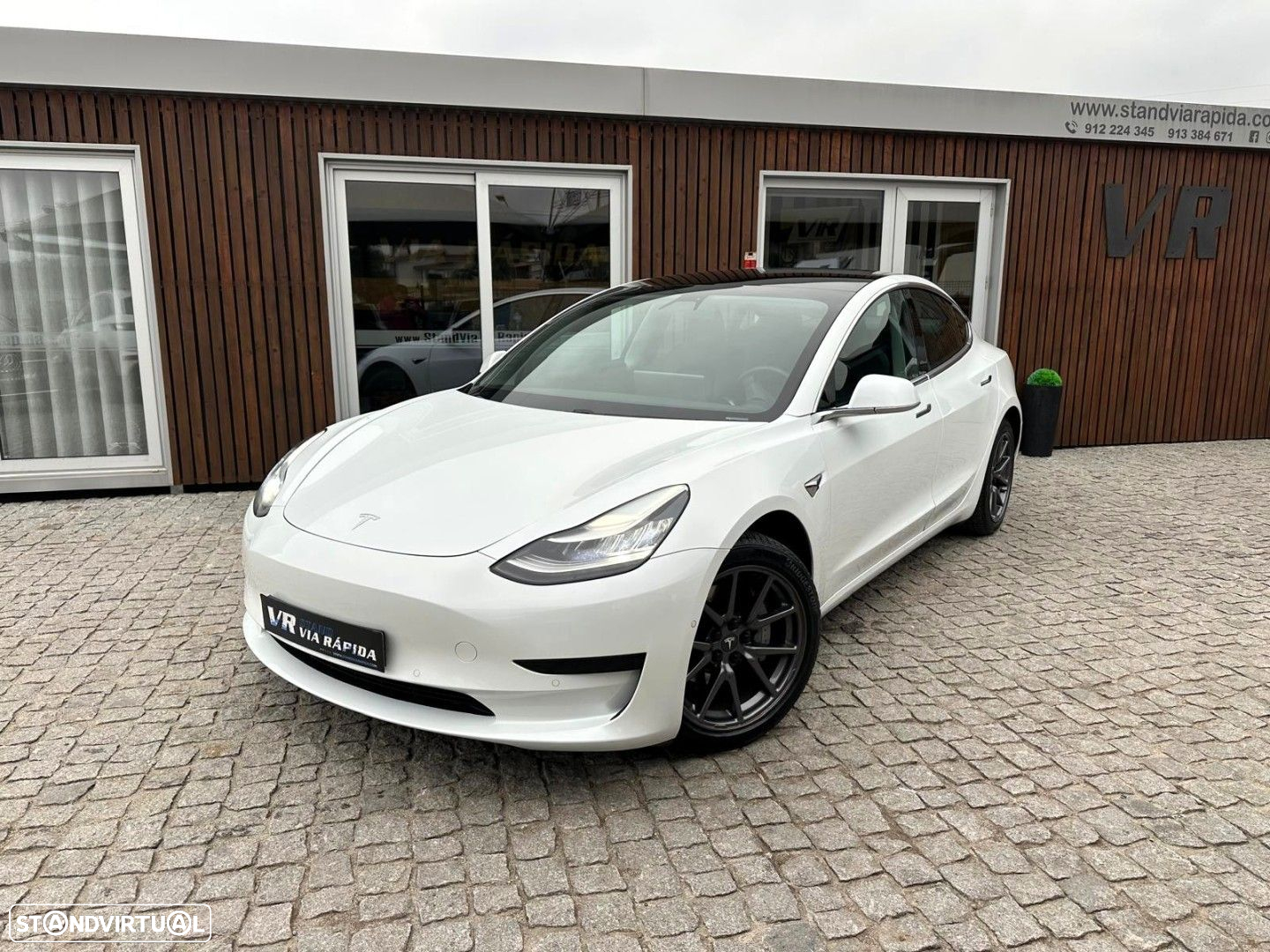 Tesla Model 3 Long-Range RWD - 2