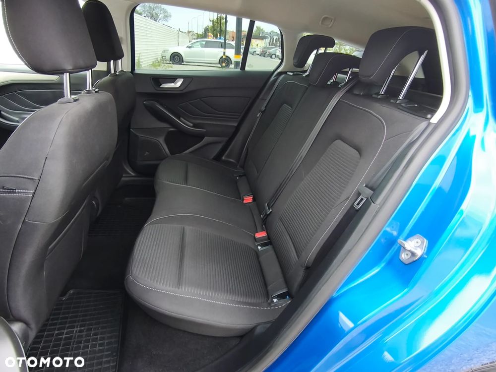 Ford Focus 1.0 EcoBoost Titanium - 15