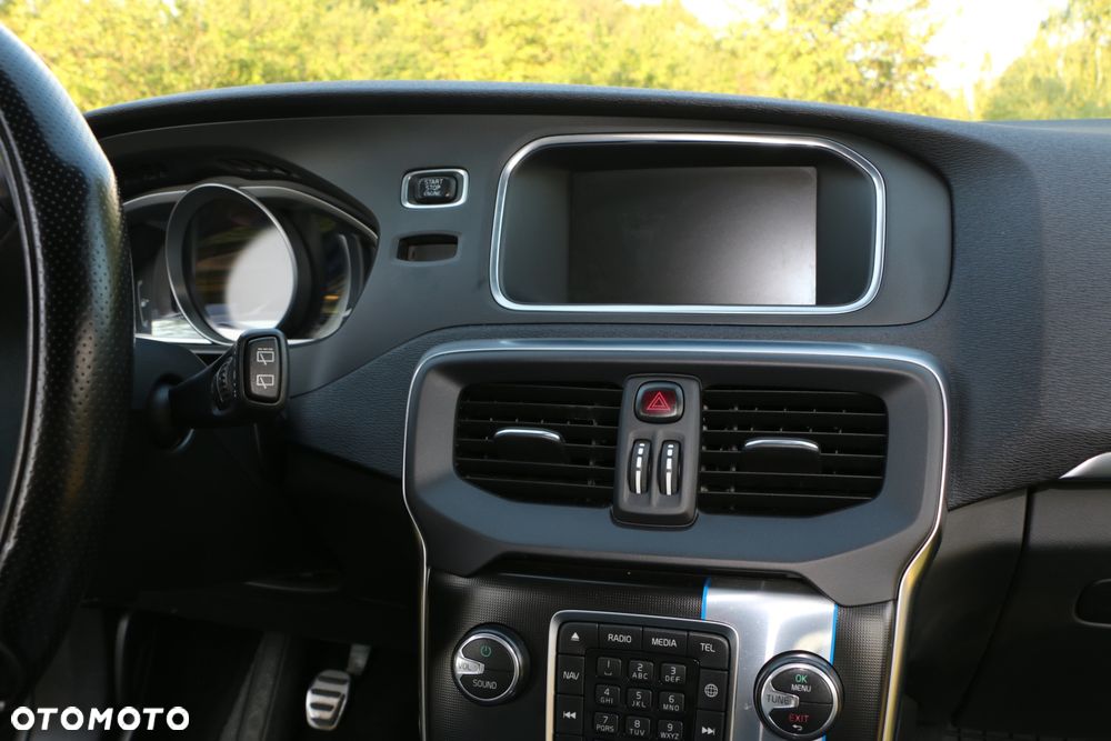 Volvo V40 D4 Drive-E R-Design Momentum - 21