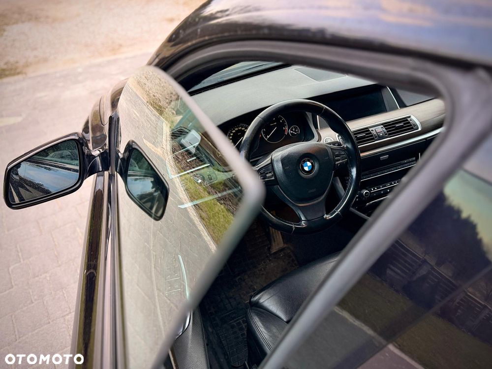 BMW Seria 5 - 18