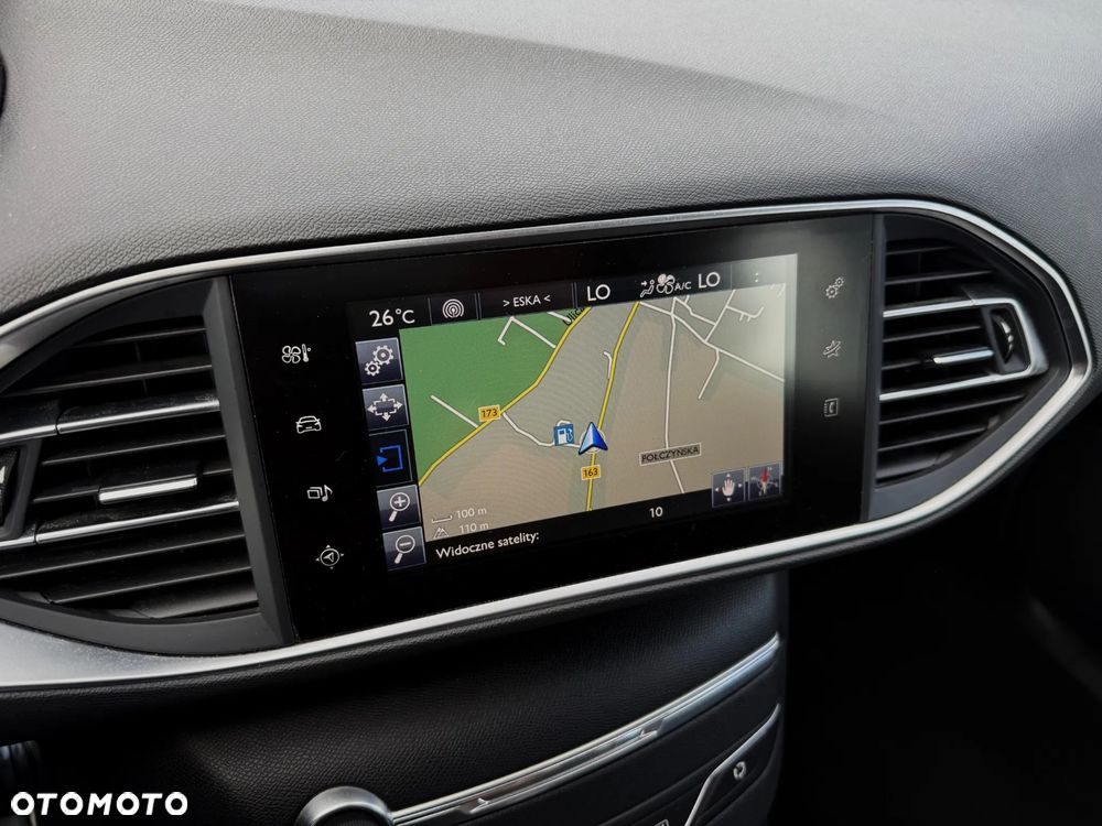 Peugeot 308 125 THP Active - 16