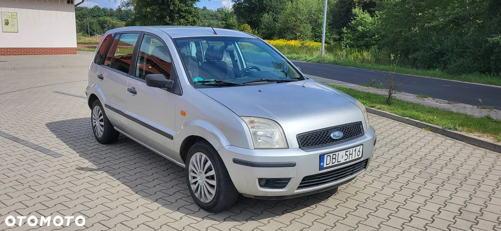 Ford Fusion - 1