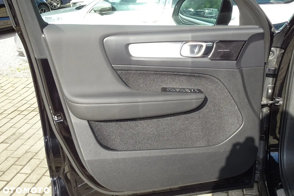 Volvo XC 40 T4 Recharge DKG Inscription Expression - 18