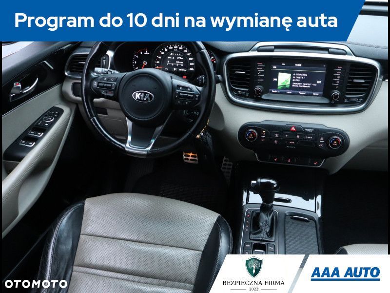Kia Sorento - 8