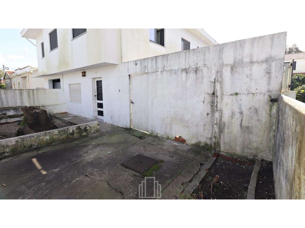 Andar de Moradia T3 - Ovar - Grande imagem: 2/23