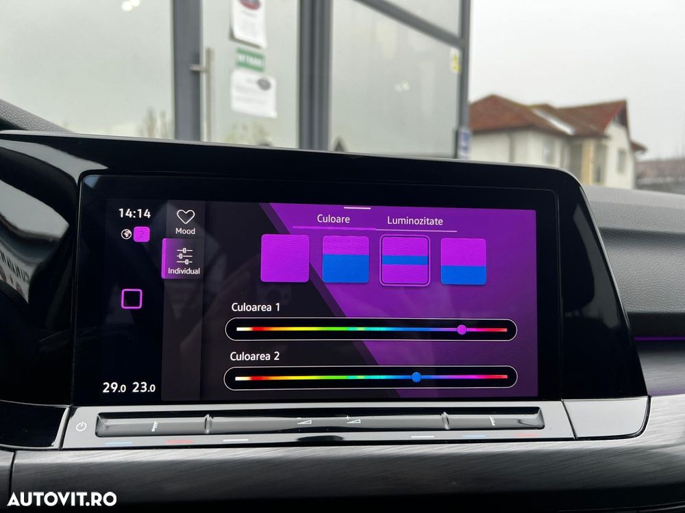 Volkswagen Golf - 30